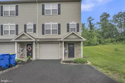 771 Gregs Drive, Harrisburg, PA 17111 - Photo 2