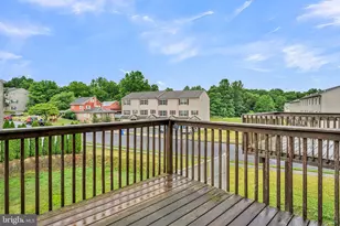 856 Gregs Dr, Harrisburg, PA 17111 - Photo 10