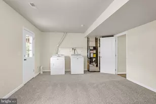 856 Gregs Dr, Harrisburg, PA 17111 - Photo 4
