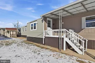 10 Caravan Ct, Middletown, PA 17057 - Photo 2