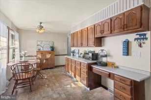 962 W Areba Ave, Hershey, PA 17033 - Photo 14