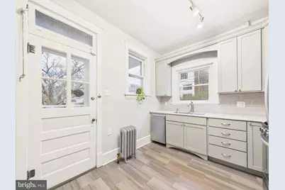 2447 N 2nd Street, Harrisburg, PA 17110 - Photo 16