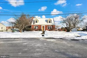 910 Deatrich Ave, Middletown, PA 17057 - Photo 2