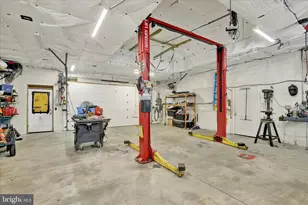 1239 S Meadow Ln, Palmyra, PA 17078 - Photo 36