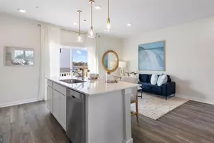 110 Barlett Ln, Harrisburg, PA 17111 - Photo 4