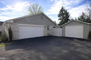 214 William Dr, Hershey, PA 17033 - Photo 4