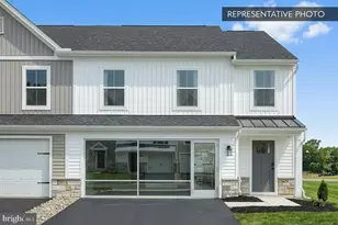 Jasmine Plan At Elizabeth Village, Harrisburg, PA 17112 - Photo 2