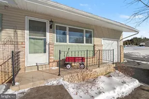 7256 Sandy Hollow Rd, Harrisburg, PA 17112 - Photo 4