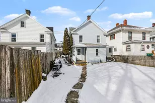 348 E Derry Rd, Hershey, PA 17033 - Photo 14