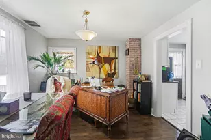 348 E Derry Rd, Hershey, PA 17033 - Photo 12