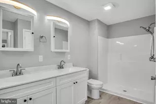 1500 Embassy Dr, Harrisburg, PA 17109 - Photo 16