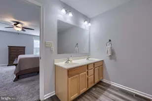 45 Pavers Cove Ct, Middletown, PA 17057 - Photo 24