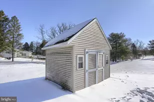 1111 Fairmont Dr, Harrisburg, PA 17112 - Photo 32
