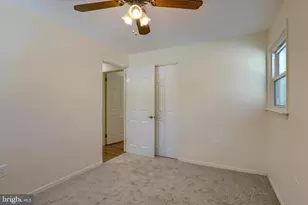 1111 Fairmont Dr, Harrisburg, PA 17112 - Photo 18