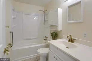 1111 Fairmont Dr, Harrisburg, PA 17112 - Photo 16