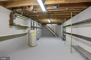 1111 Fairmont Dr, Harrisburg, PA 17112 - Photo 24