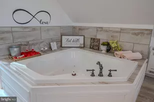 940 Deibler Gap Rd, Dalmatia, PA 17017 - Photo 6