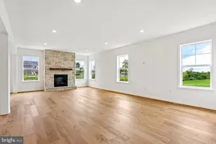 1002 Jacks Pl, Harrisburg, PA 17112 - Photo 12