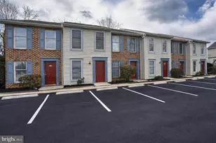 221 N Duke St, Hummelstown, PA 17036 - Photo 1