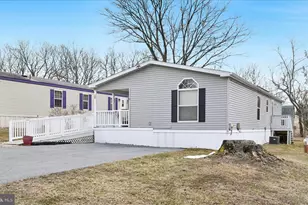 126 Brownstone Park, Hummelstown, PA 17036 - Photo 6