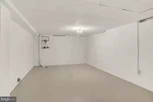 421 Lewis St, Harrisburg, PA 17110 - Photo 32