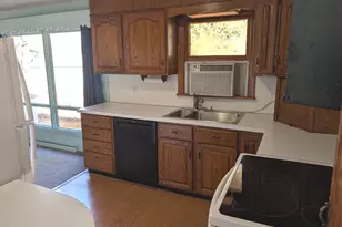 7690 Daniel Dr, Harrisburg, PA 17112 - Photo 4