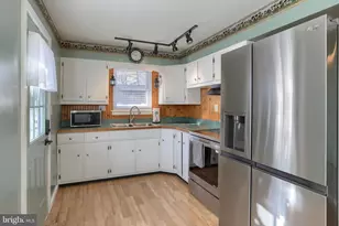 34 Carolyn St, Harrisburg, PA 17112 - Photo 6