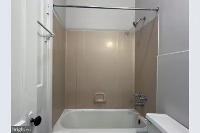 2011 N 3rd Street #4, Harrisburg, PA 17102 - Photo 16