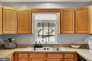 305 Saddle Ridge Ct, Harrisburg, PA 17110 - Photo 10