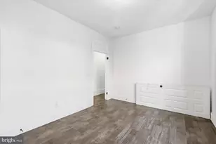 802 N 18th St, Harrisburg, PA 17103 - Photo 16