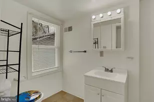 1732 Walnut St, Harrisburg, PA 17103 - Photo 12