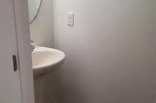 2420 Newtown Dr, Harrisburg, PA 17110 - Photo 10