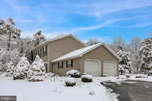 1718 Potato Valley Rd, Harrisburg, PA 17112 - Photo 12