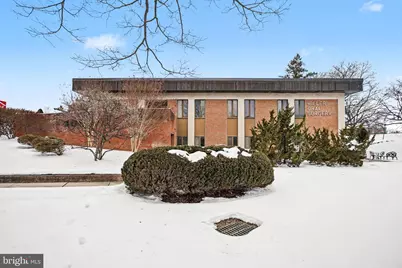 400 Nationwide Drive, Harrisburg, PA 17110 - Photo 4