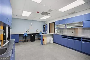 400 Nationwide Dr, Harrisburg, PA 17110 - Photo 14