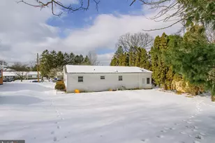 1075 Princess Dr, Harrisburg, PA 17113 - Photo 30