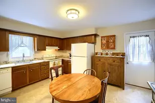 14 Amy Dr, Harrisburg, PA 17112 - Photo 10