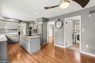 4712 Great Oak Ln, Harrisburg, PA 17110 - Photo 8