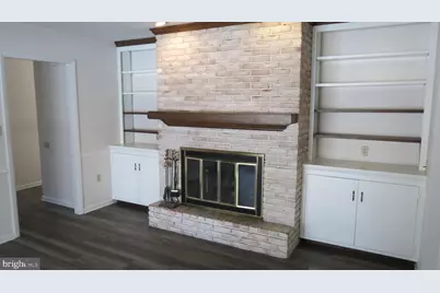 1043 W Areba Avenue, Hershey, PA 17033 - Photo 4