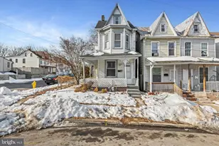 712 N 19th St, Harrisburg, PA 17103 - Photo 1