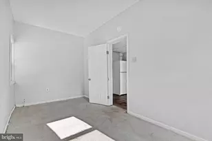 712 N 19th St, Harrisburg, PA 17103 - Photo 10