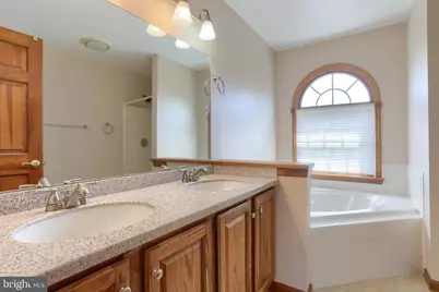 885 Sunny Hill Lane, Harrisburg, PA 17111 - Photo 22