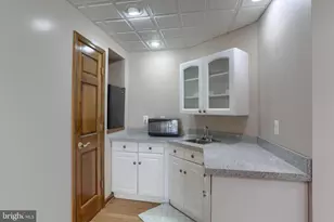 885 Sunny Hill Ln, Harrisburg, PA 17111 - Photo 34