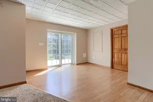 885 Sunny Hill Ln, Harrisburg, PA 17111 - Photo 32