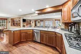 251 Maple Ave, Hershey, PA 17033 - Photo 8