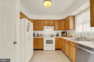 519 Sunday Dr, Harrisburg, PA 17111 - Photo 8