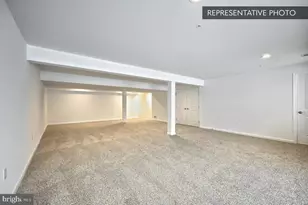 1007 Ashleigh Ln W, Harrisburg, PA 17112 - Photo 24