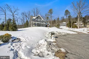 5129 Mountain Ridge Ln, Harrisburg, PA 17112 - Photo 4