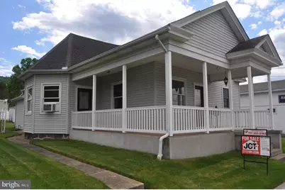 310 E Center Street, Millersburg, PA 17061 - Photo 4