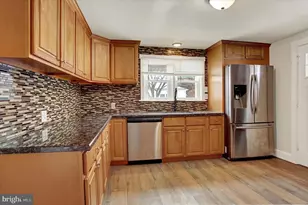 126 Locust St, Elizabethville, PA 17023 - Photo 4